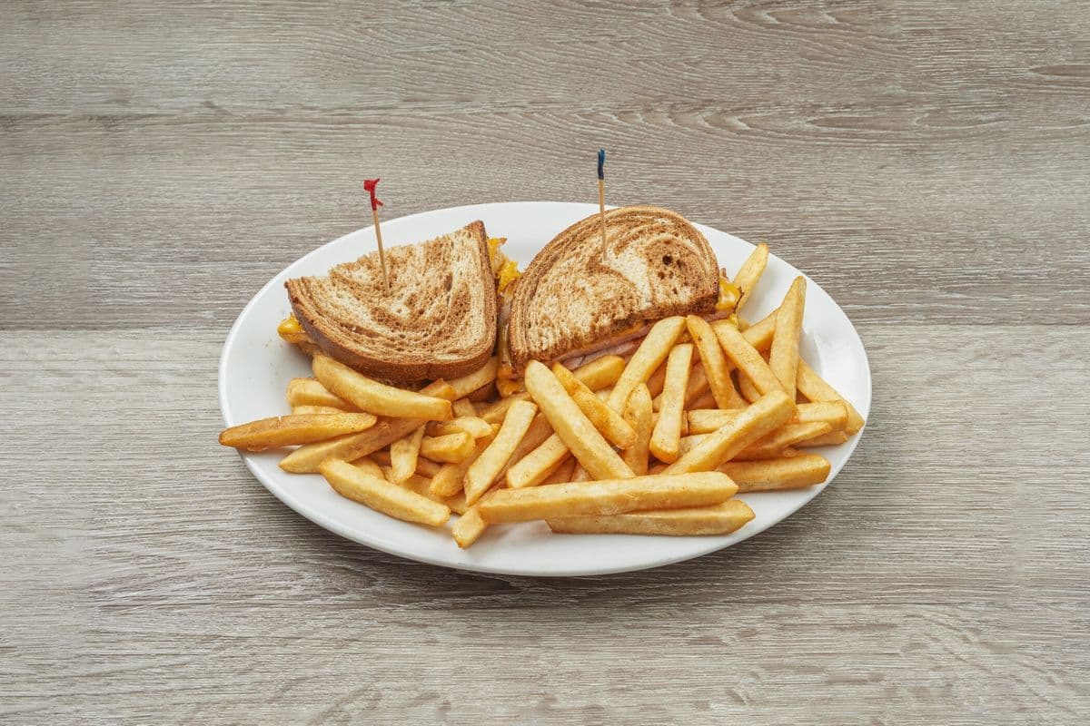 Peameal Sandy Sandwich