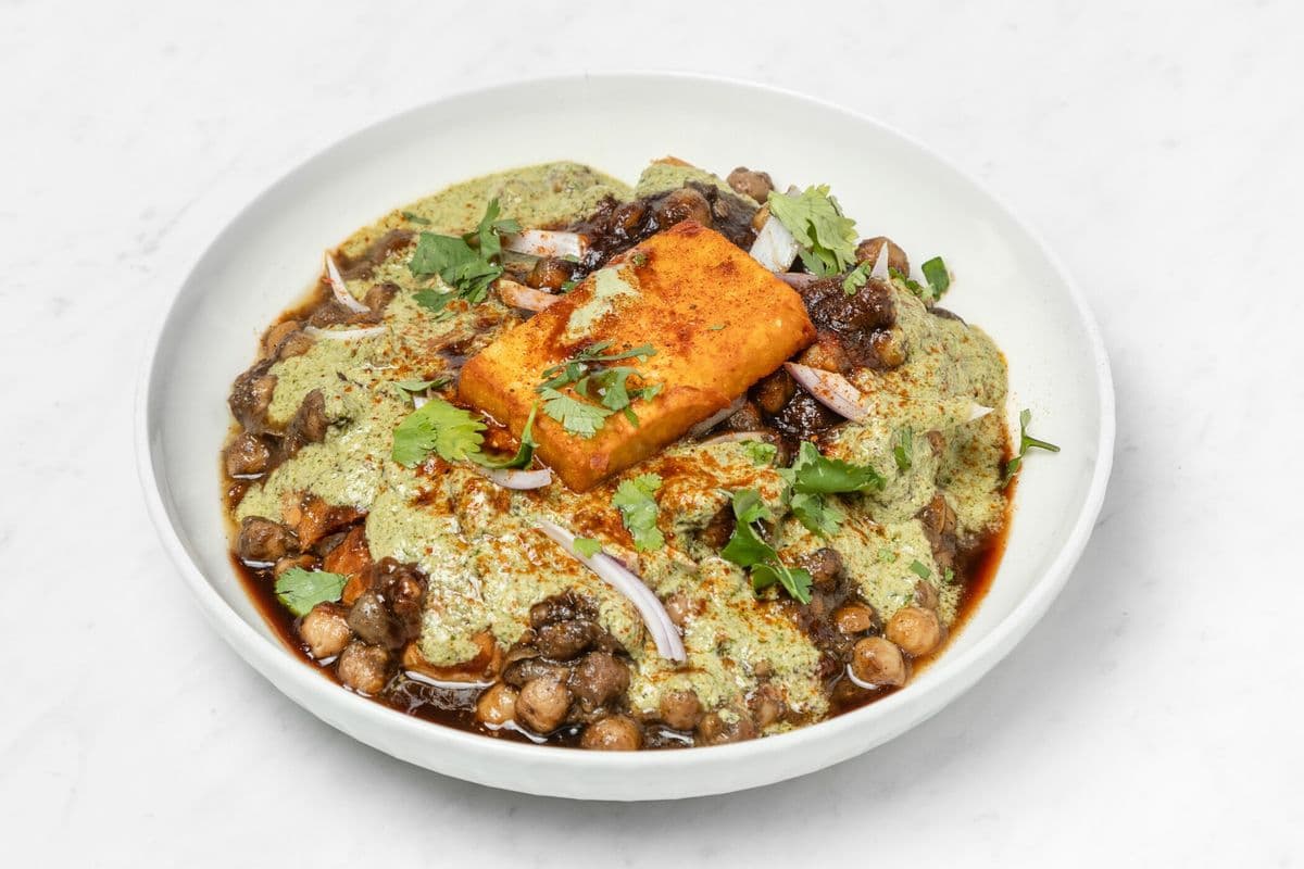 Bheegey Chole Kulcha with Paneer