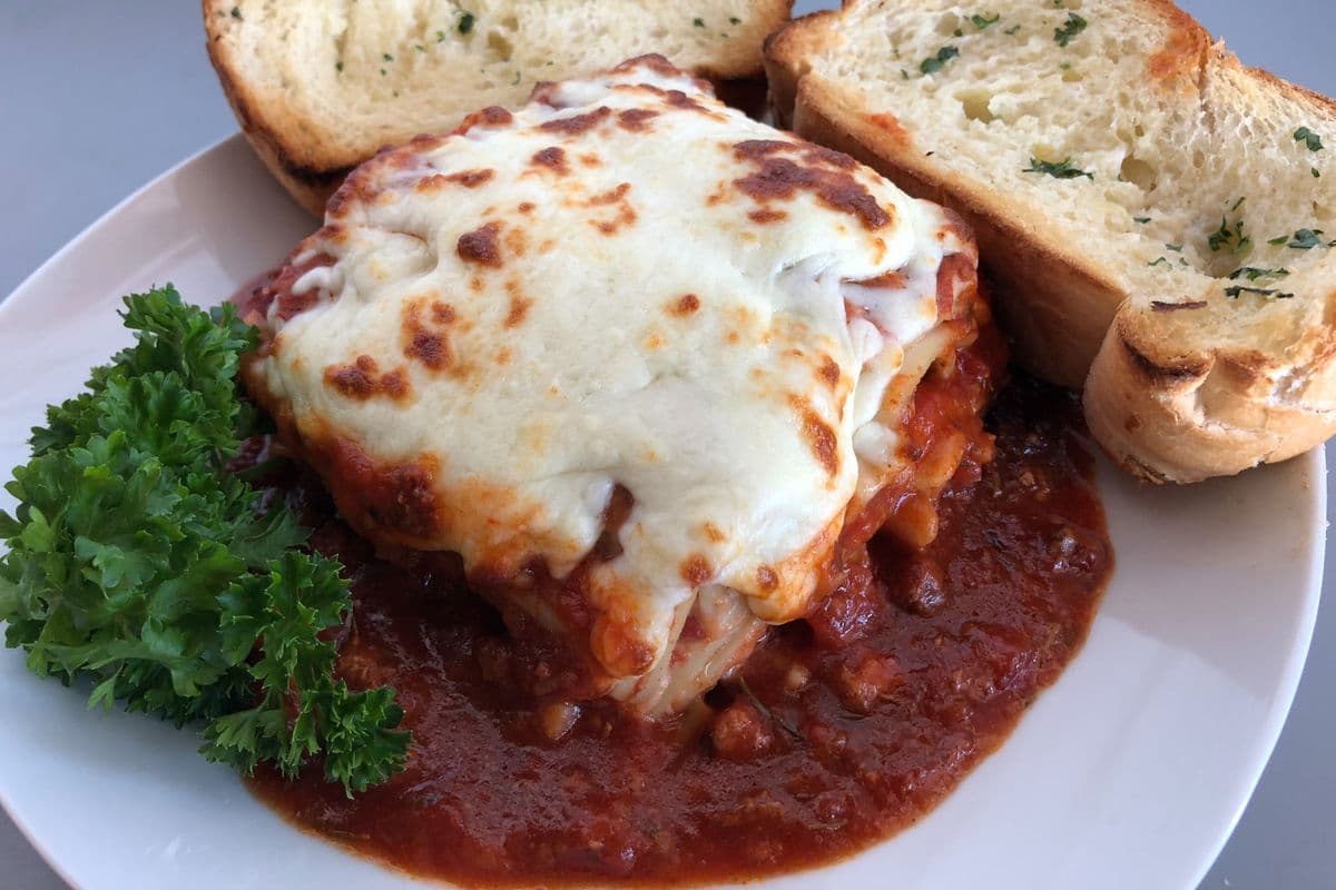 Lasagna with Meat Sauce