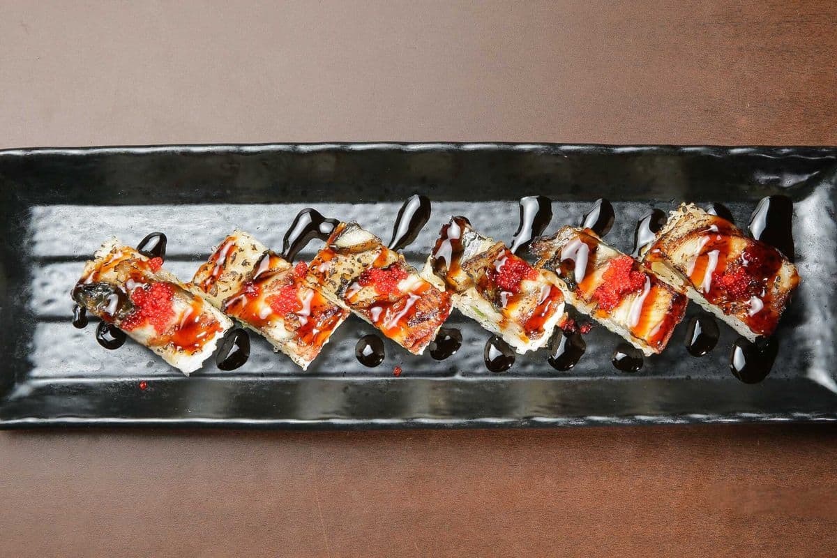 Unagi Oshi 板压鳗鱼寿司 6pcs