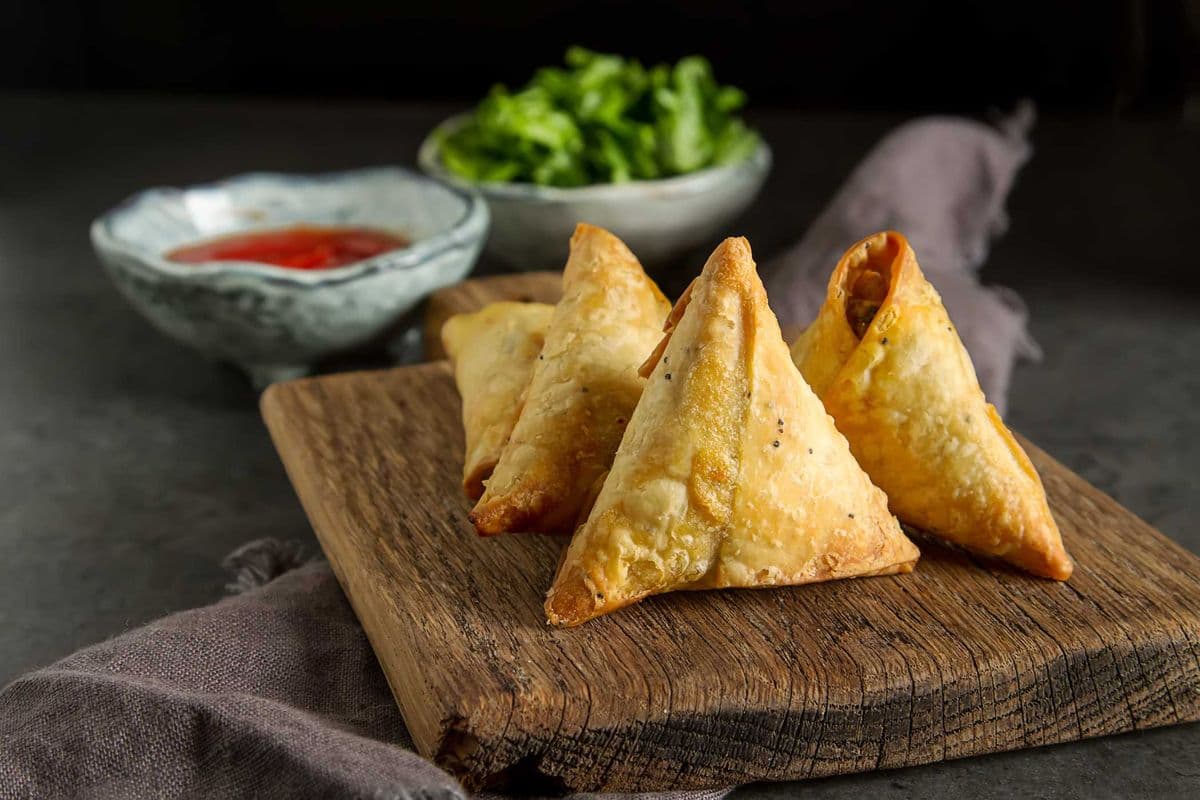 Veg Samosa (3pcs)