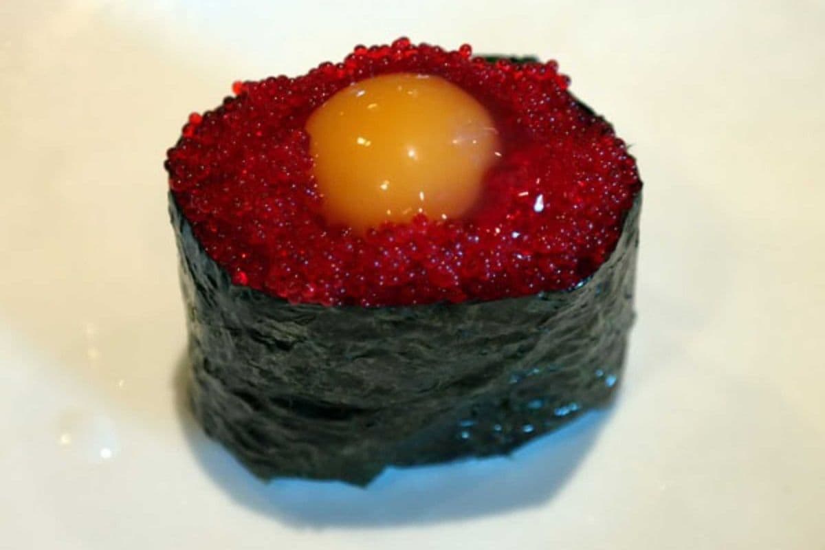 Tobiko with Quail Egg Nigiri Sushi (1 pc)