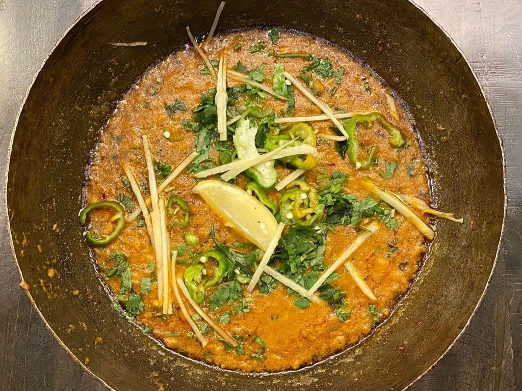 Gawal Mandi Chana Daal Karahi
