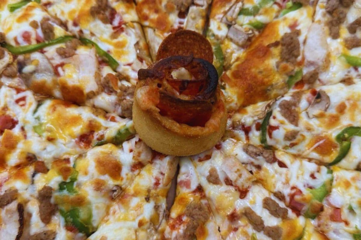 Supreme Lover's Pizza