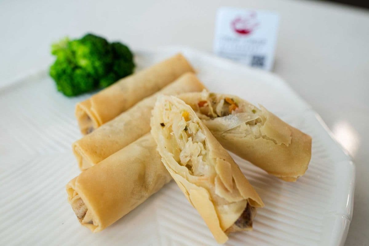 Vegetarian Spring Rolls (4 pcs)