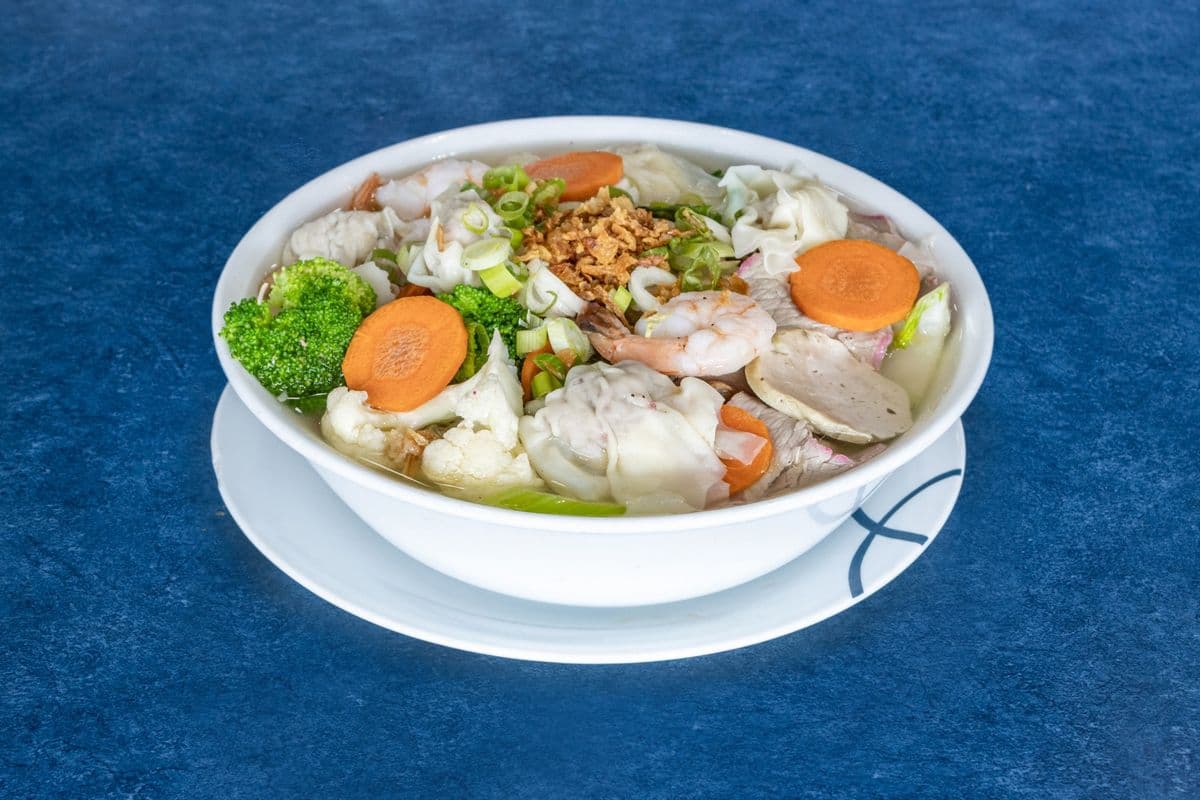 17. Special Deluxe Wonton Soup (Loaded)