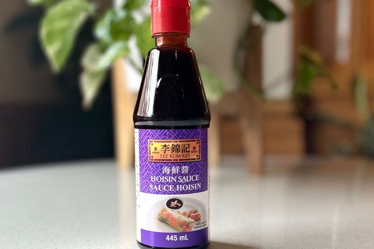 Hoisin sauce bottle 445 ml