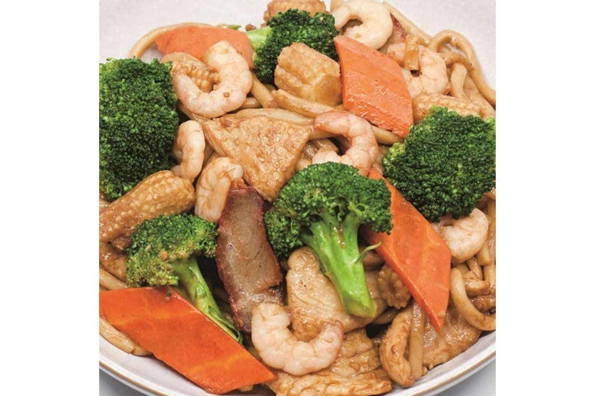 99. Shrimp and Meats Fried Noodles