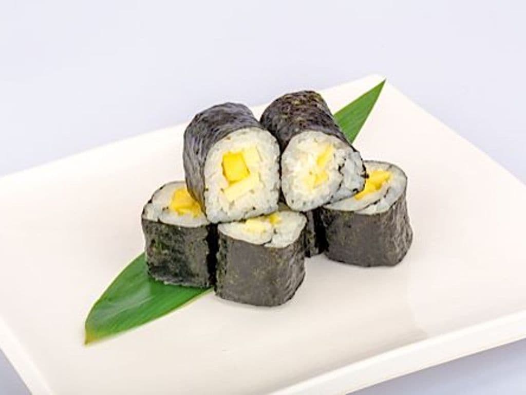 Mango Roll (6pcs)