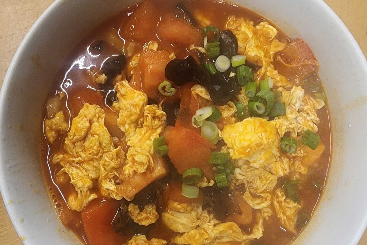 1213. Sliced Noodle with Tomato and Egg