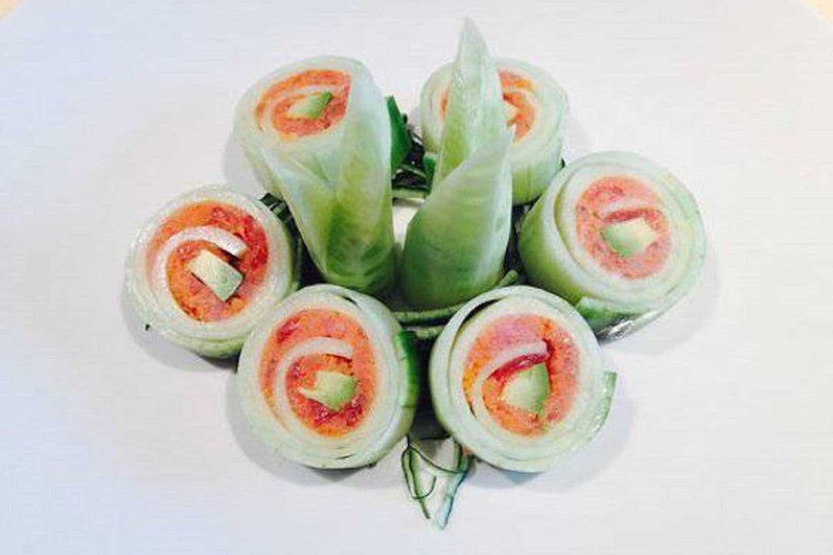 Cucumber Salad Roll (4 pcs)