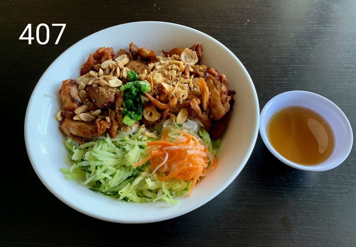 407. Bun Ga Nuong