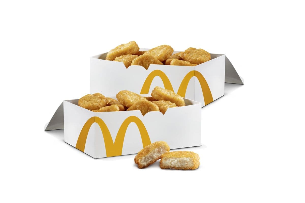 40-piece Chicken McNuggets (Serves 4) [1860-2210 Cals]