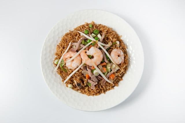 Riz frit spécial