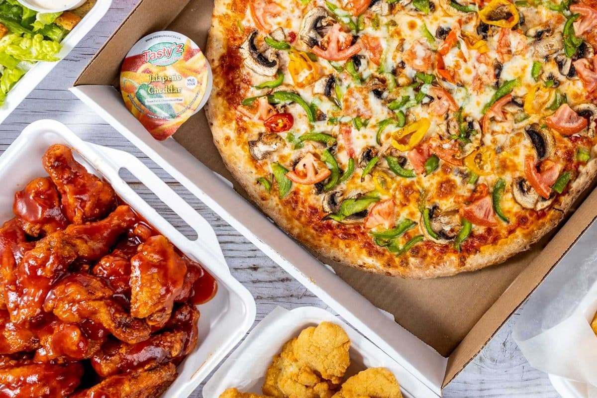 3 for 2 Pizza and Wings Combo #4