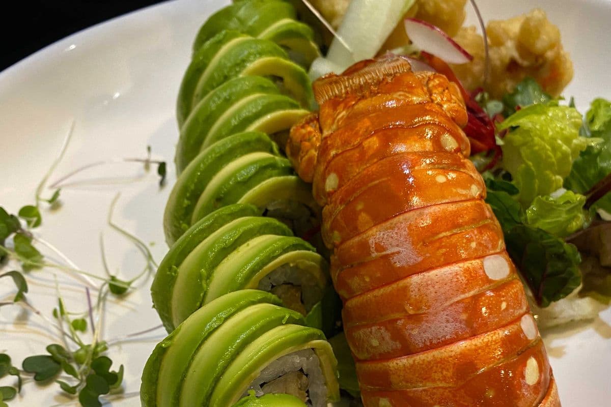 Lobster Party Roll