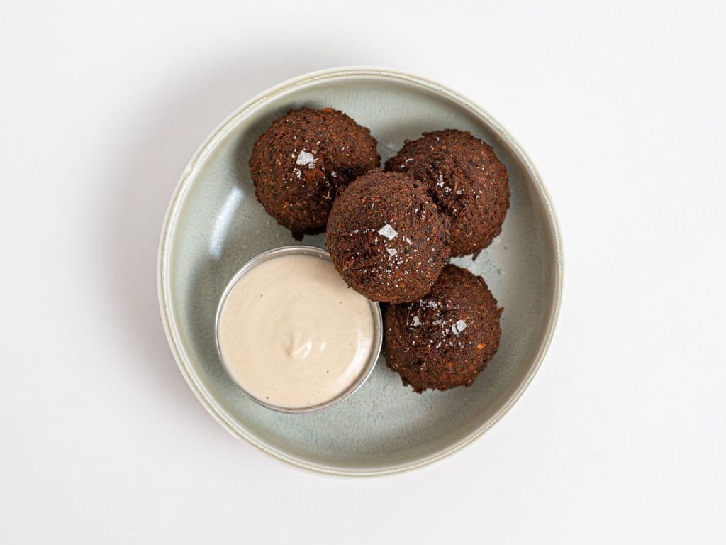 Falafel Balls (4pc)