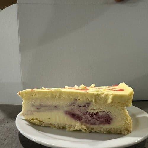 Gateau Fromage Mangue et Baies/ Mango & Berries Cheesecake