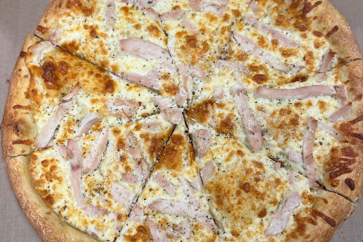 Small The Chicken Parmesan Pizza
