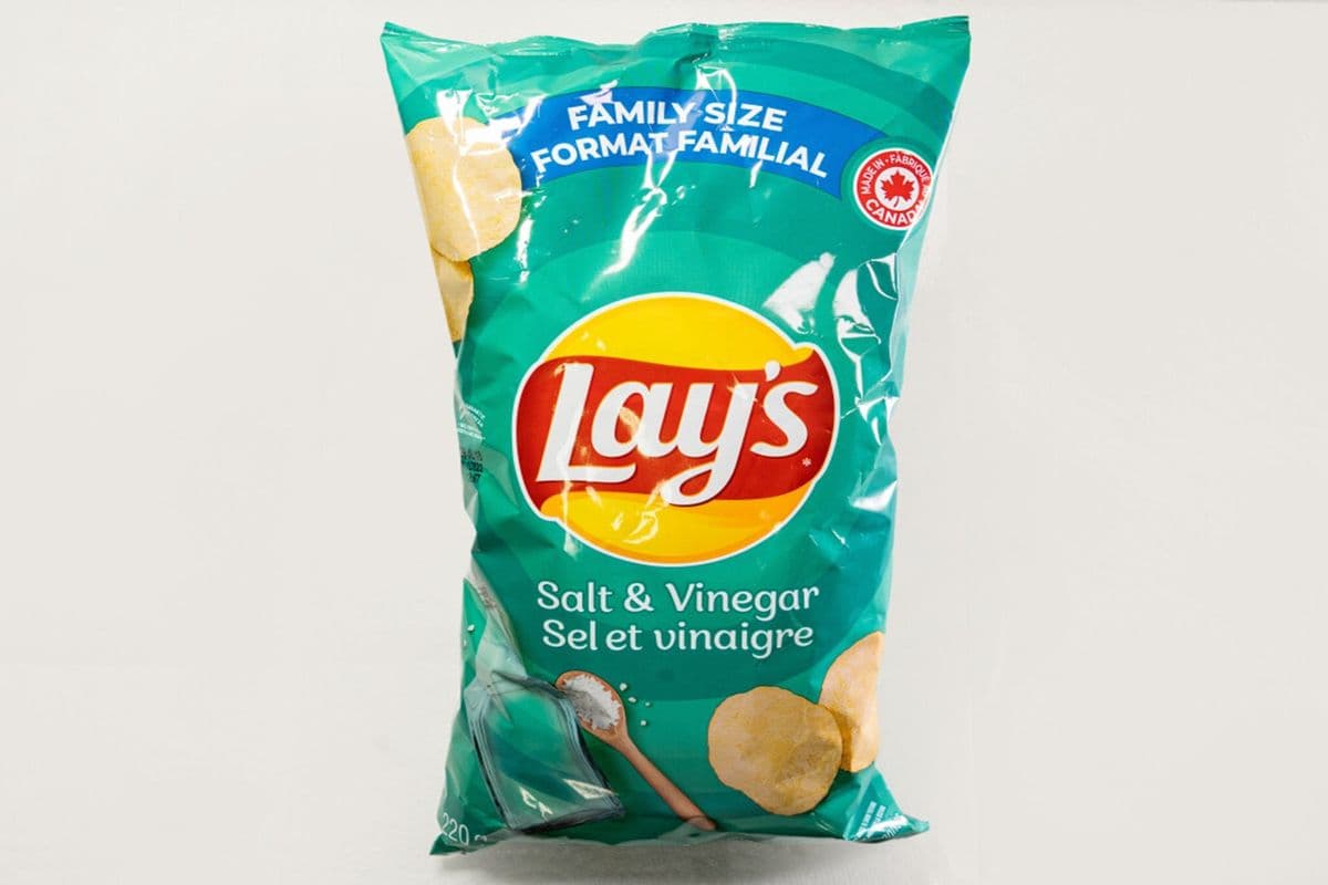 Lay's - Salt and Vinegar (220 g)