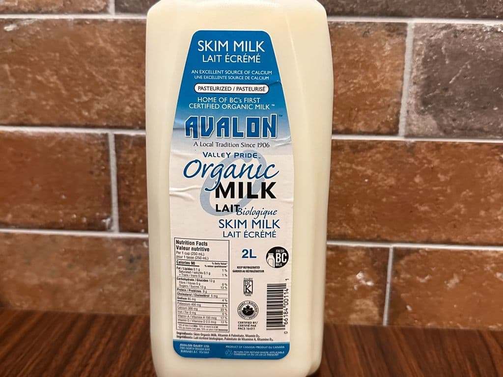 Avalon Organic Skim Milk 2L
