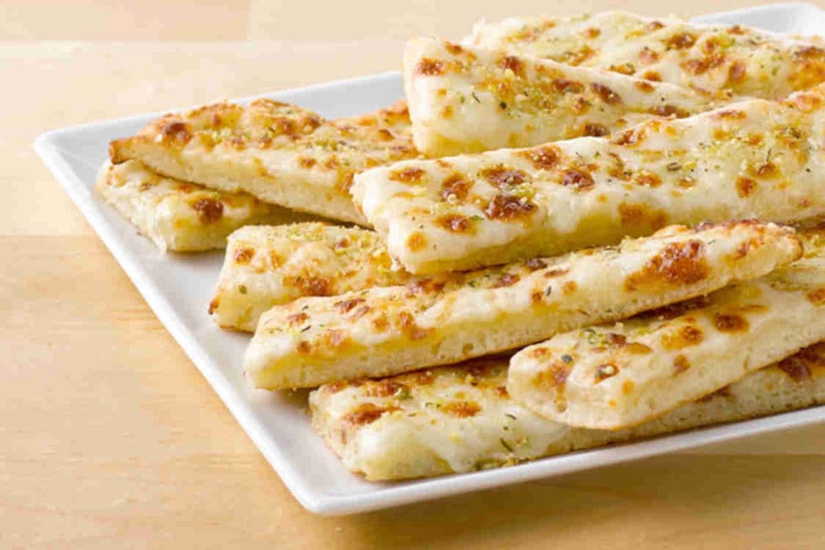 12'' Tuscan Six Cheese Cheesesticks