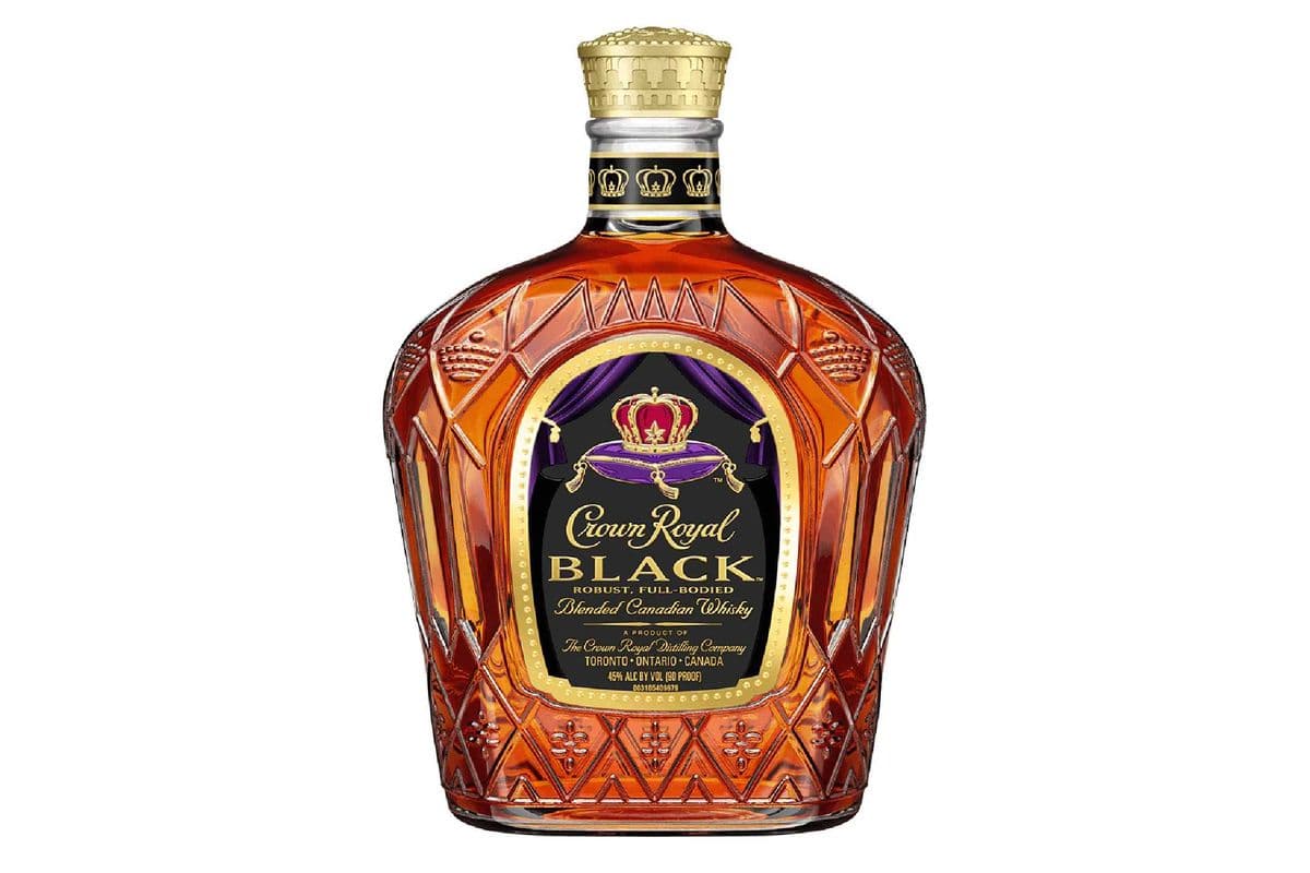 Crown Royal Black (1 x 750 ml)