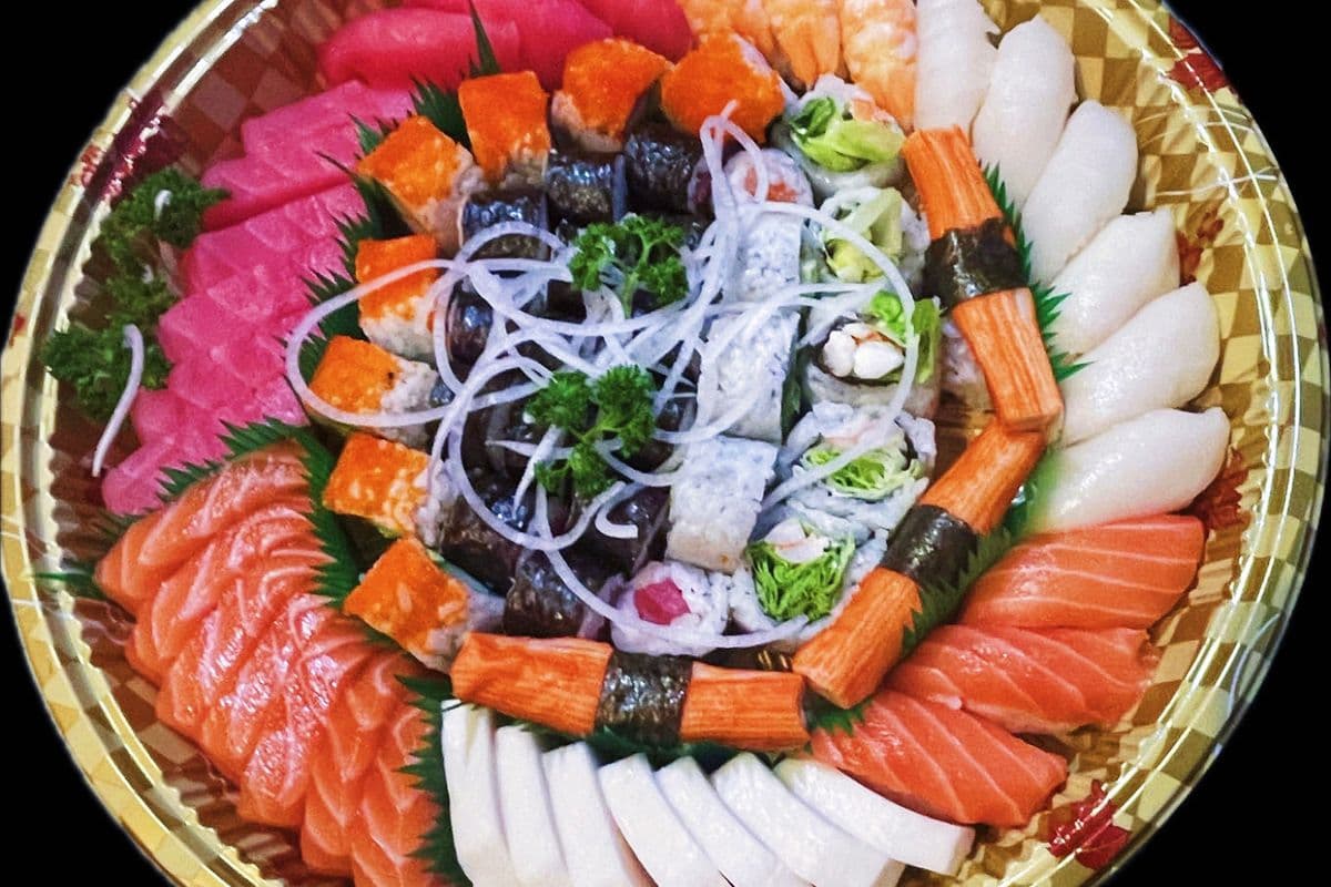 Party Tray B (70 pcs)