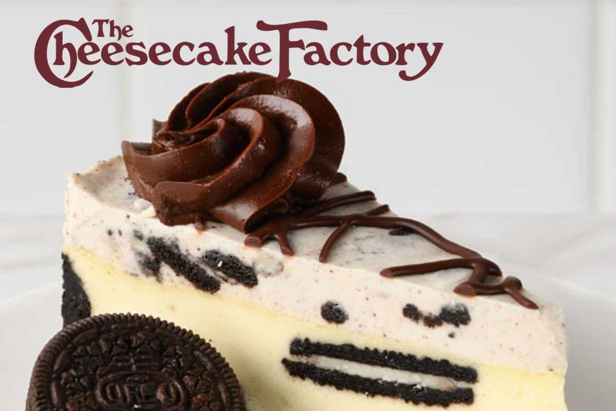 OREO® Cookies & Cream Cheesecake