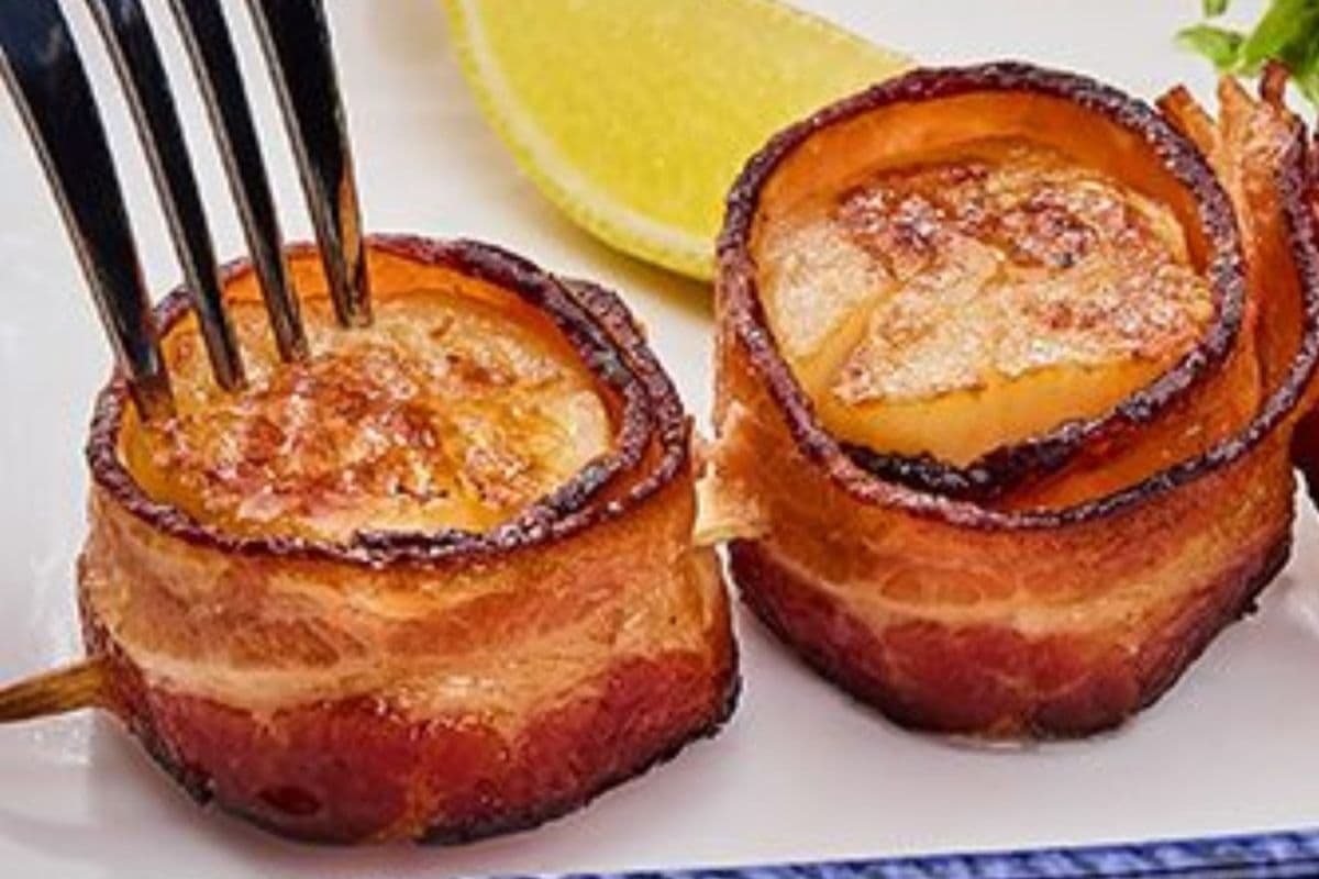 Bacon-Wrapped Sea Scallops (2 Scallops)