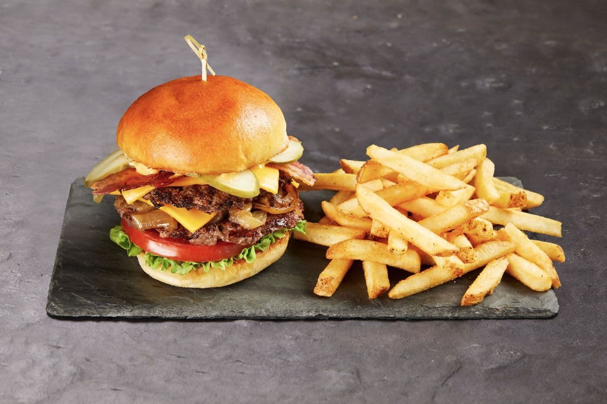HAMBURGER FROMAGE ET BACON / BACON CHEESEBURGER
