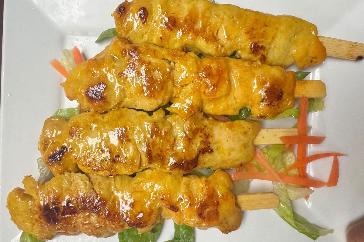 4 pc chicken skewers