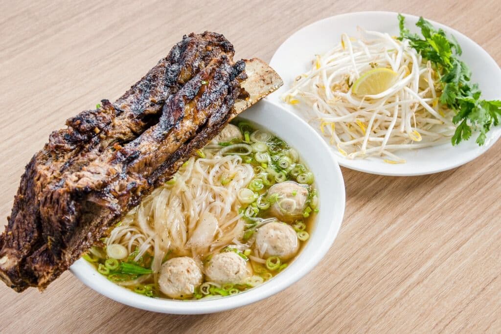 38A. Simmer Beef Rib Noodles soup