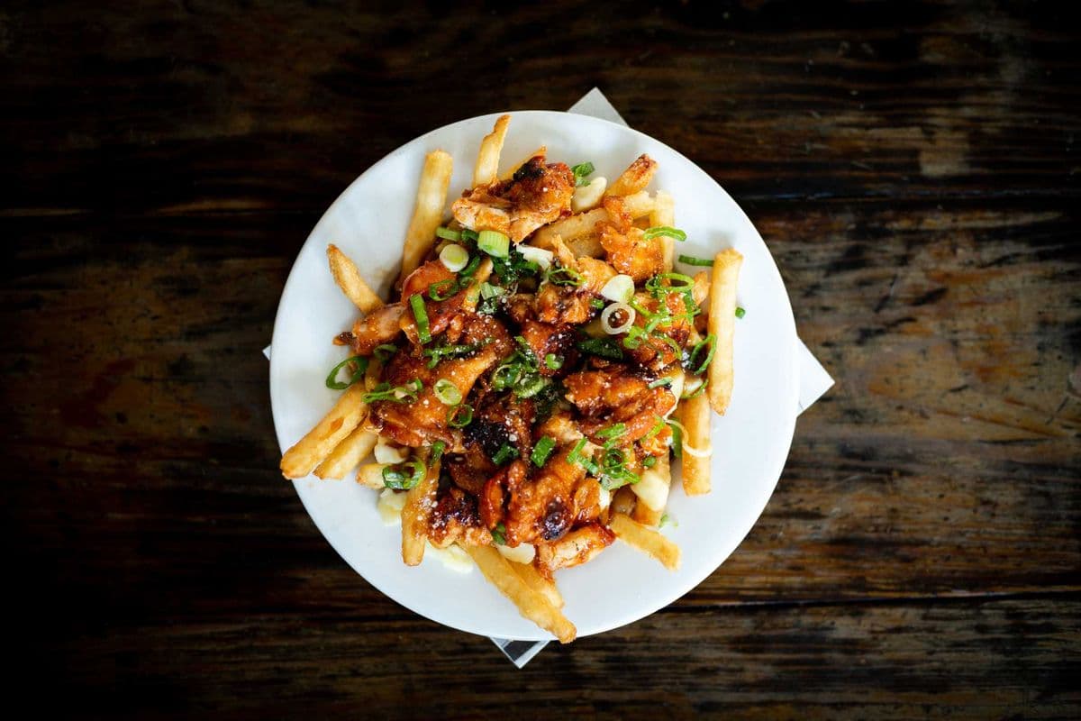 Roadhouse Wing Poutine