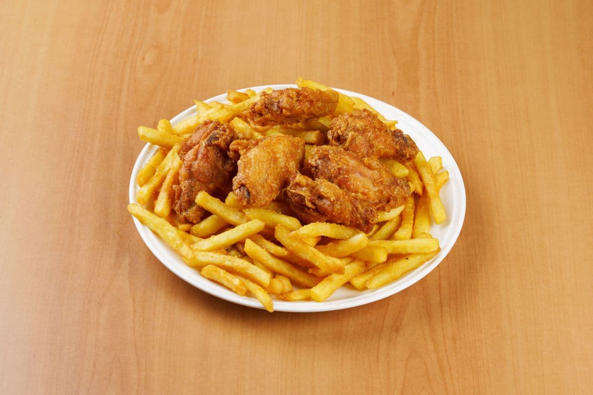 Kids' Wings and Fries