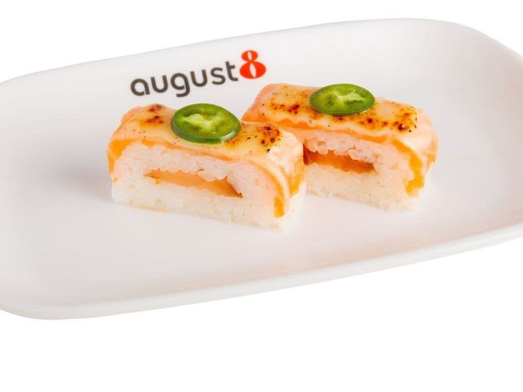 Torched Salmon Oshizushi (8 Pcs)
