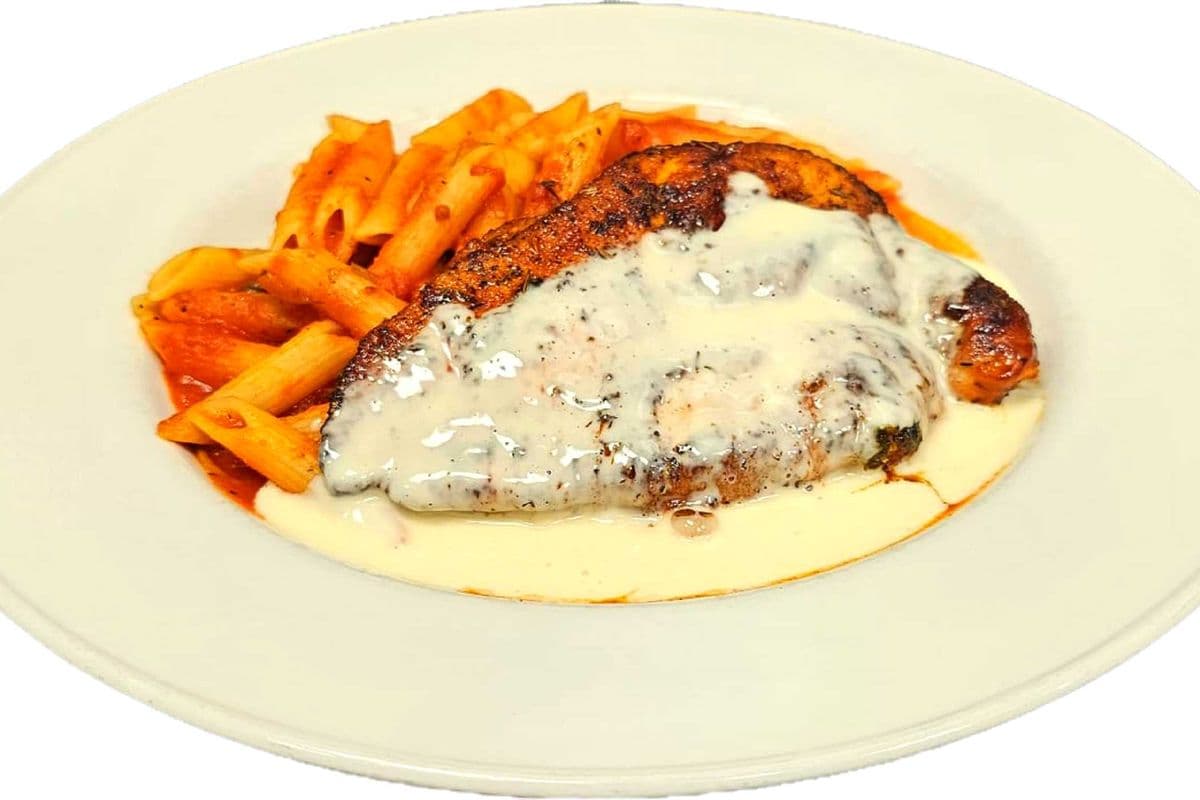 BLACKENED CHICKEN (8oz.)