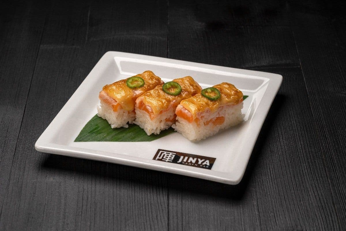 Aburi Oshi-Sushi Salmon* 3p