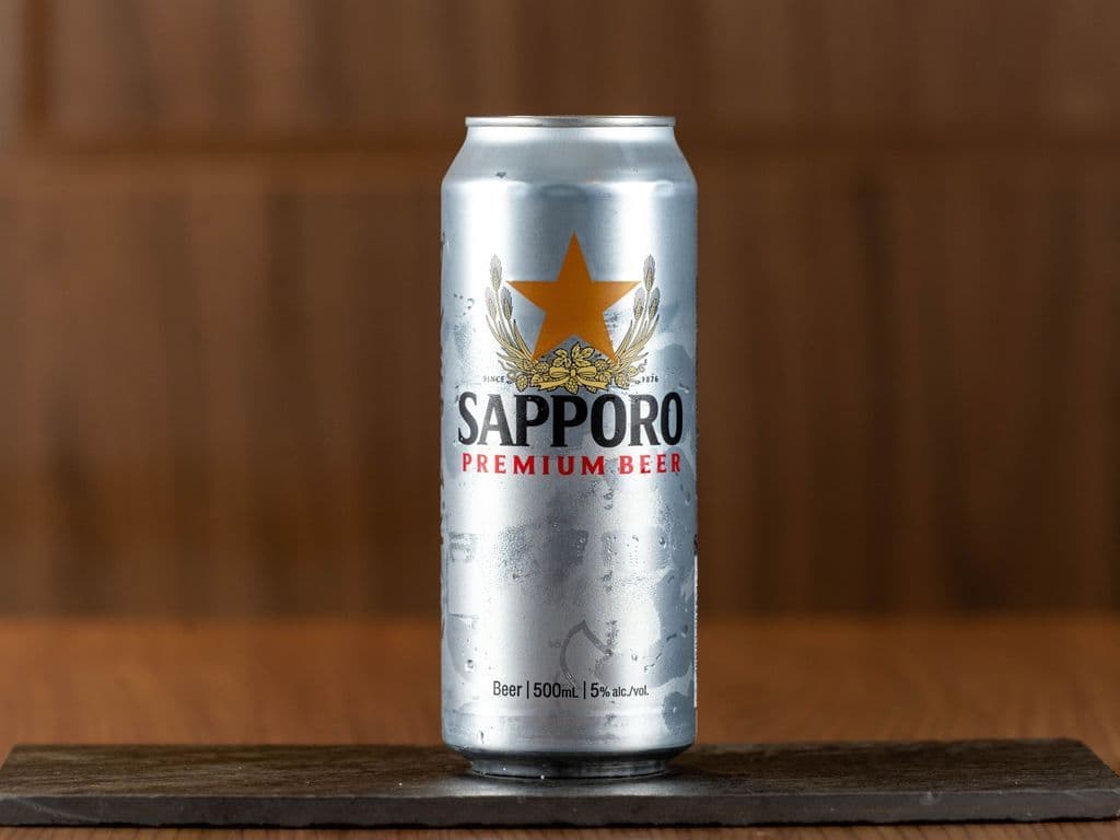 Sapporo Lager, 500ml can beer (5% ABV)