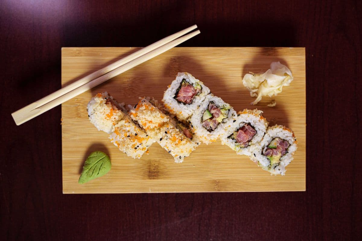 Spicy Salmon Hand Roll 3 PCs