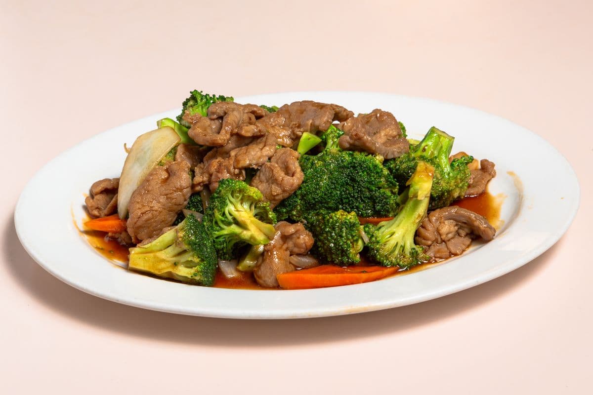60. Beef with Broccoli