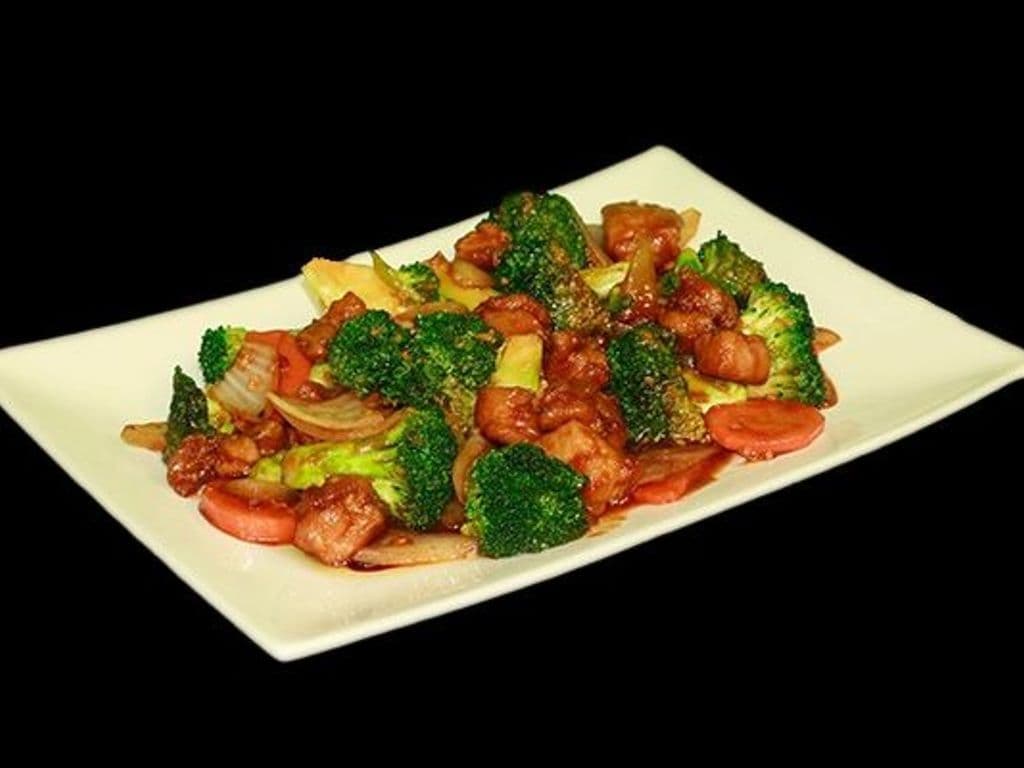 Chicken with Broccoli (Sharing Platter No Steamed Rice)
