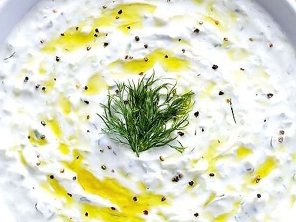 *TZATZIKI AVEC PITA