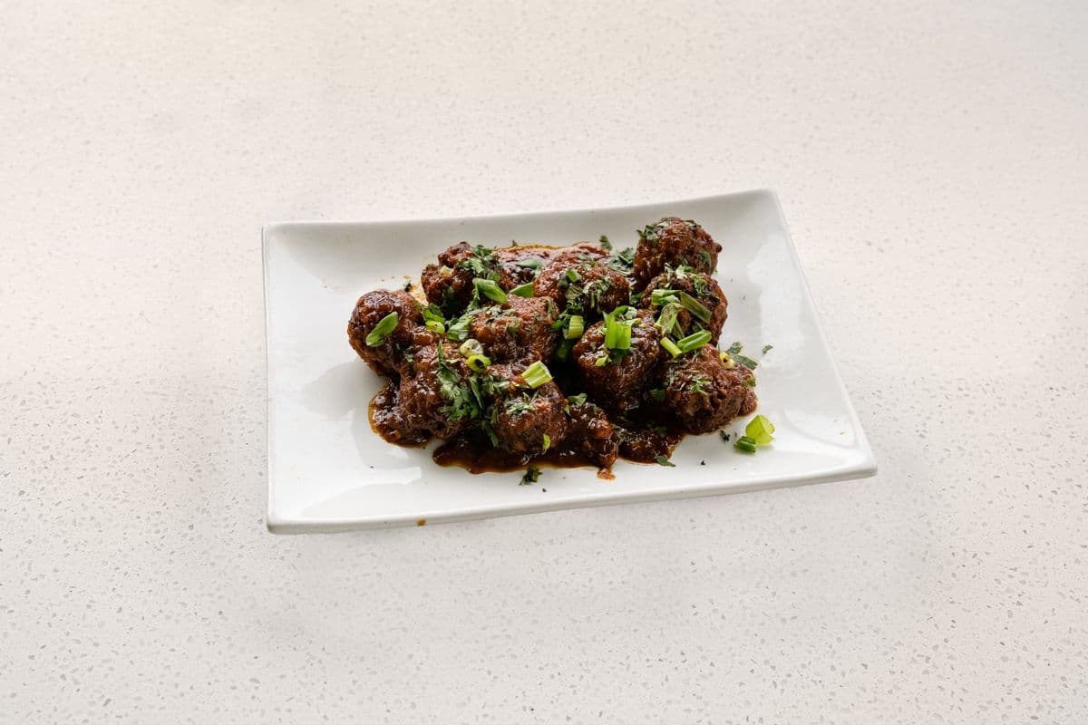 Vegetable Manchurian (Gravy)