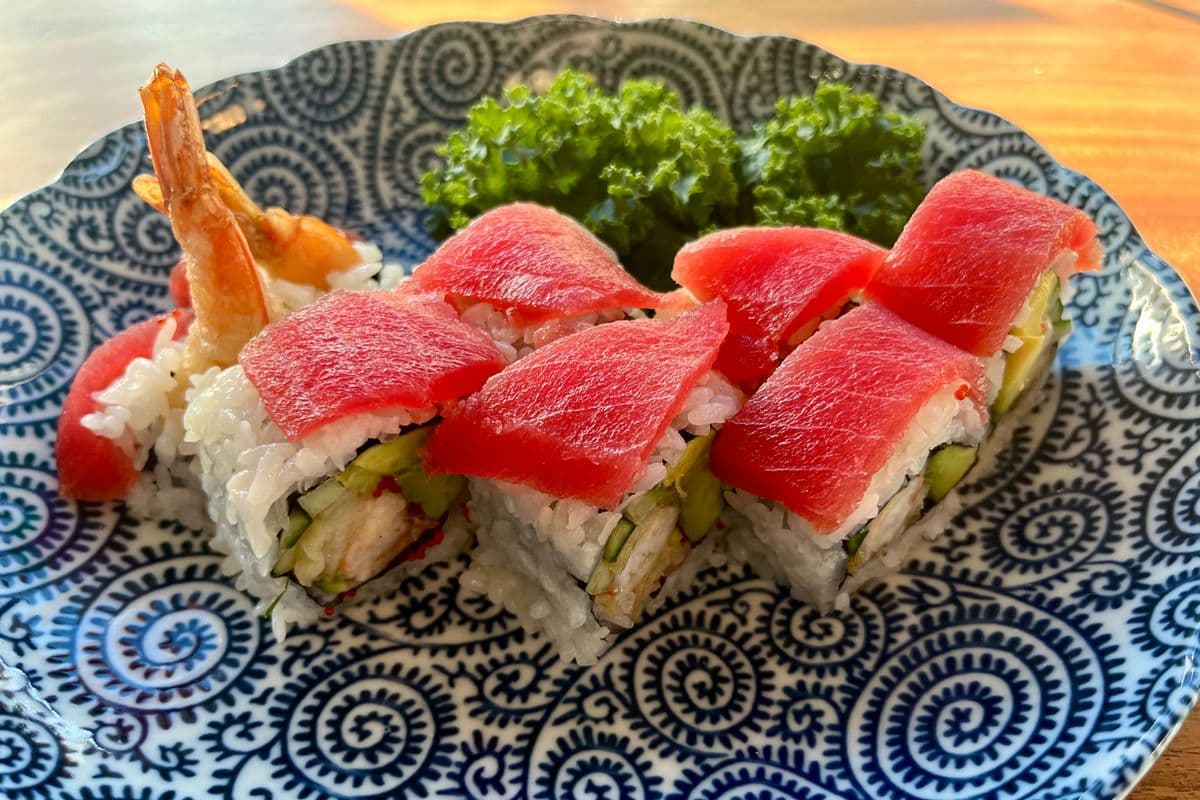 147. Red Tuna Dragon Roll (8 pcs)