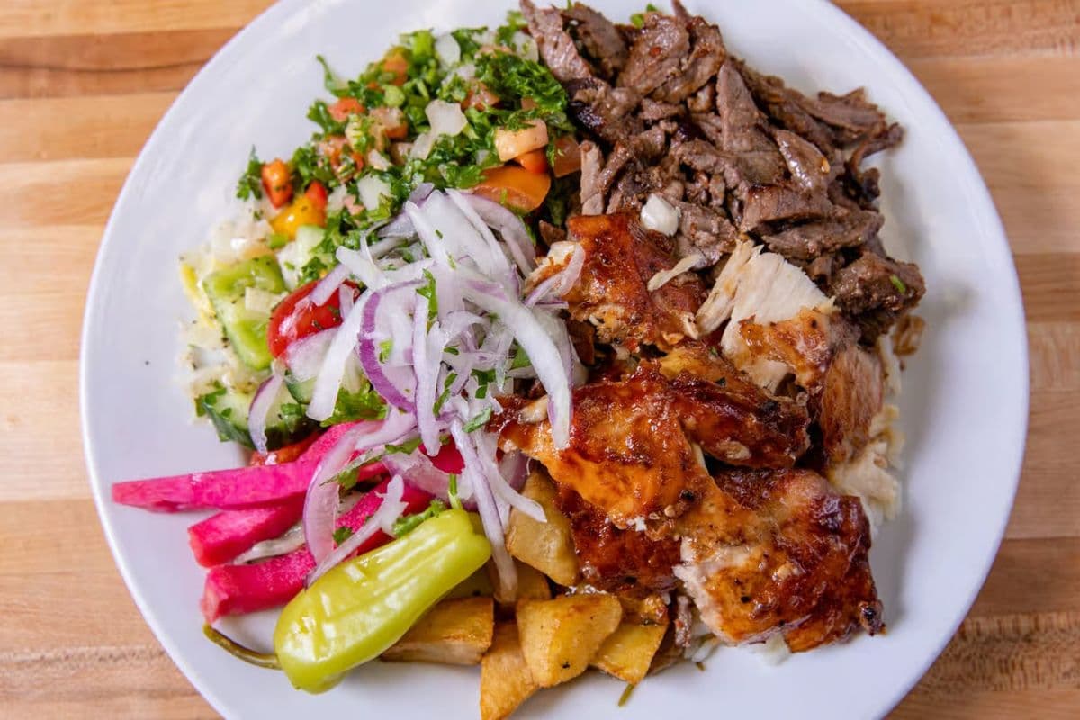 Assiette mixte poulet et boeuf / Mixed Plate Chicken and Beef