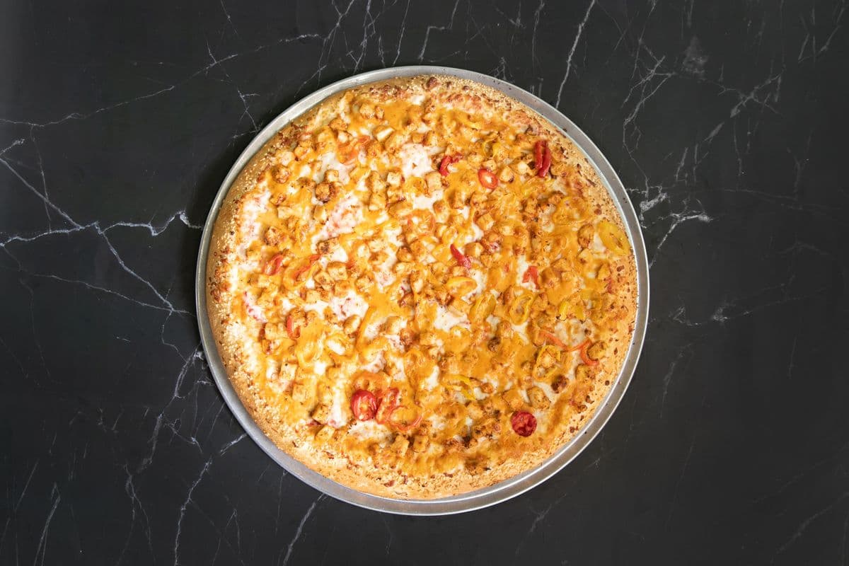Large Chipotle Chicken Pizza