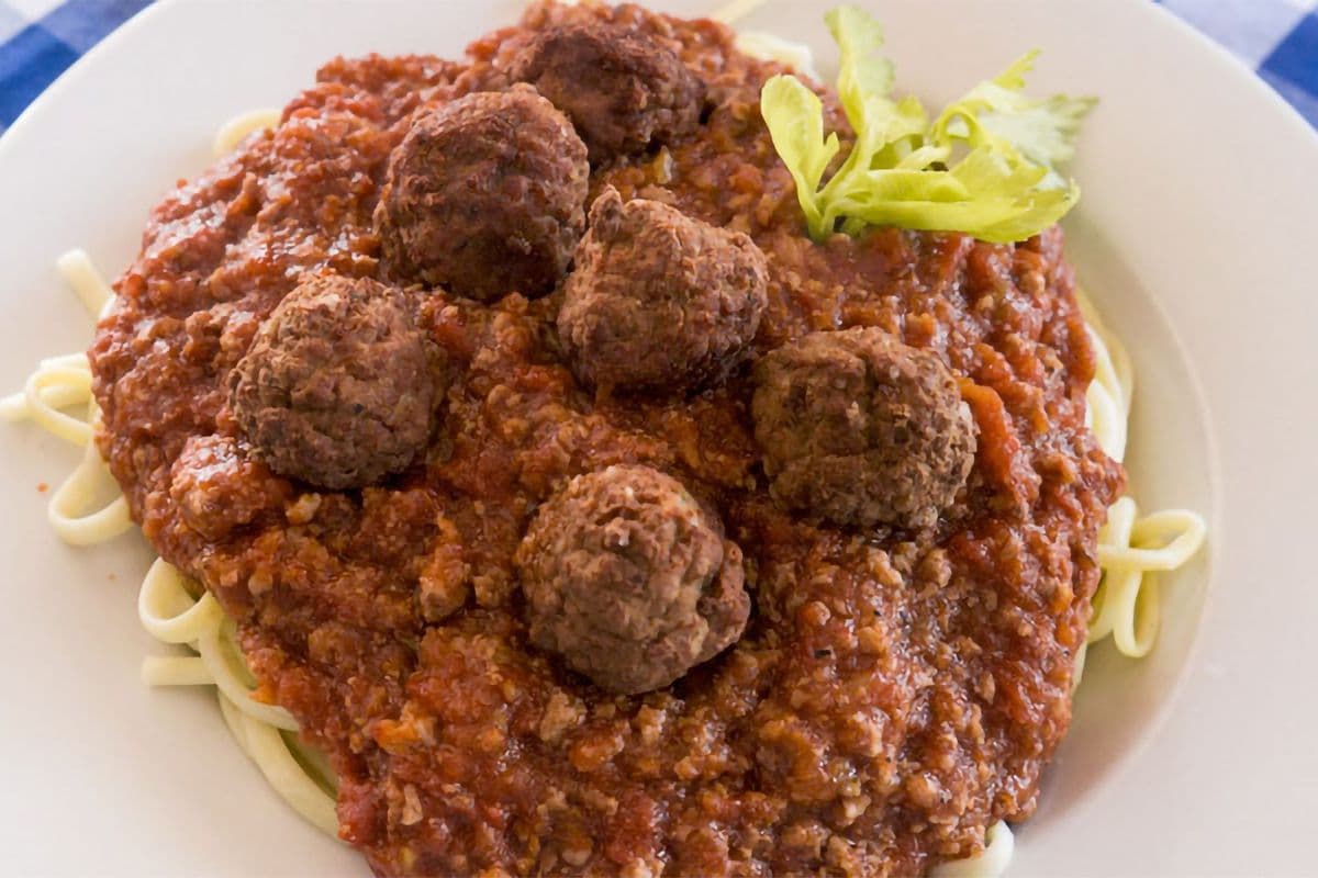 Linguini with Meatballs