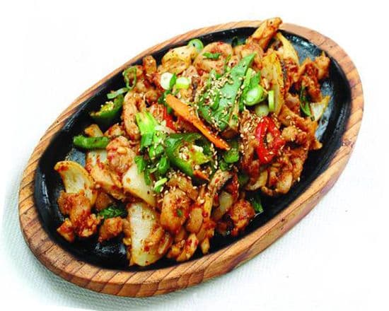 Stir-Fried Chicken (닭철판)