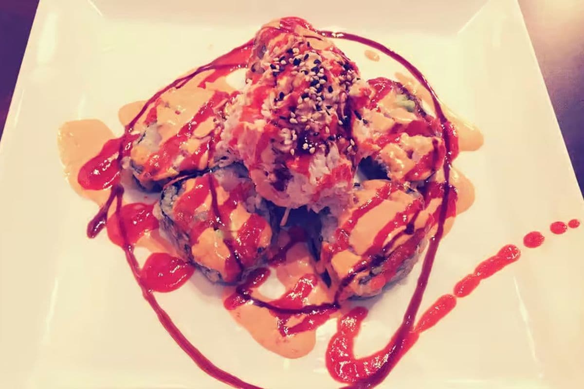 S30. Volcano Roll (6 pcs)
